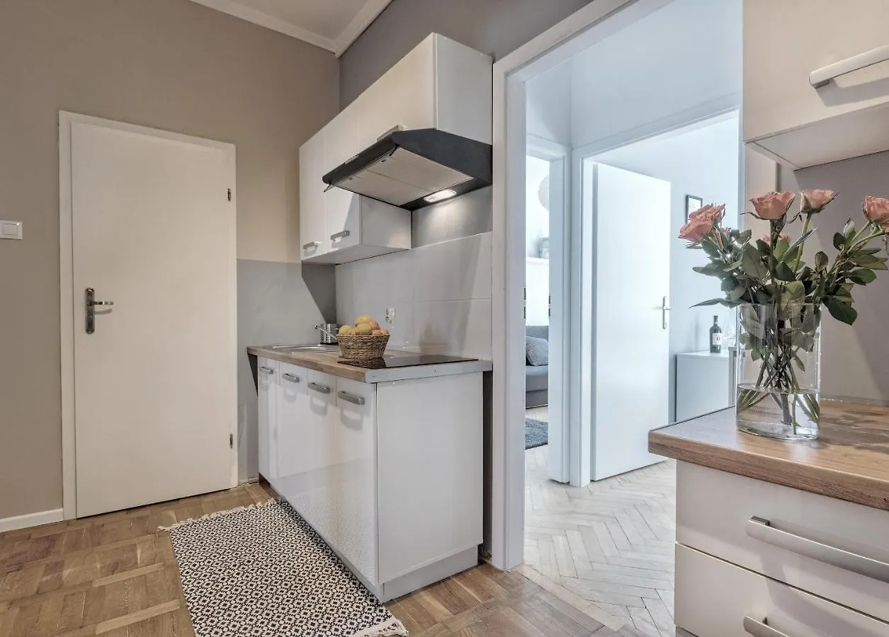 Cityrooms Sw. Ducha Gdansk Homestay